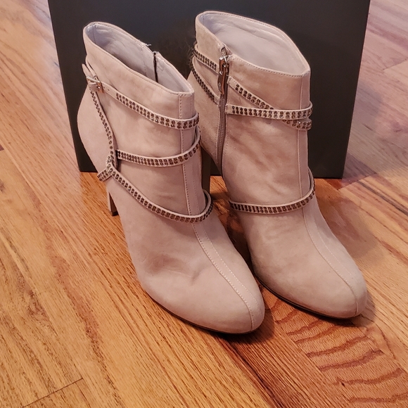 Vince Camuto Alco Bamboo Suede Dress Booties - Picture 2 of 16